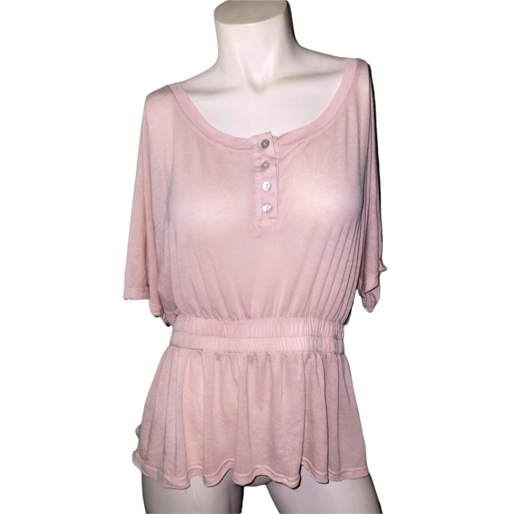 Pol peplum tee Size M So soft!